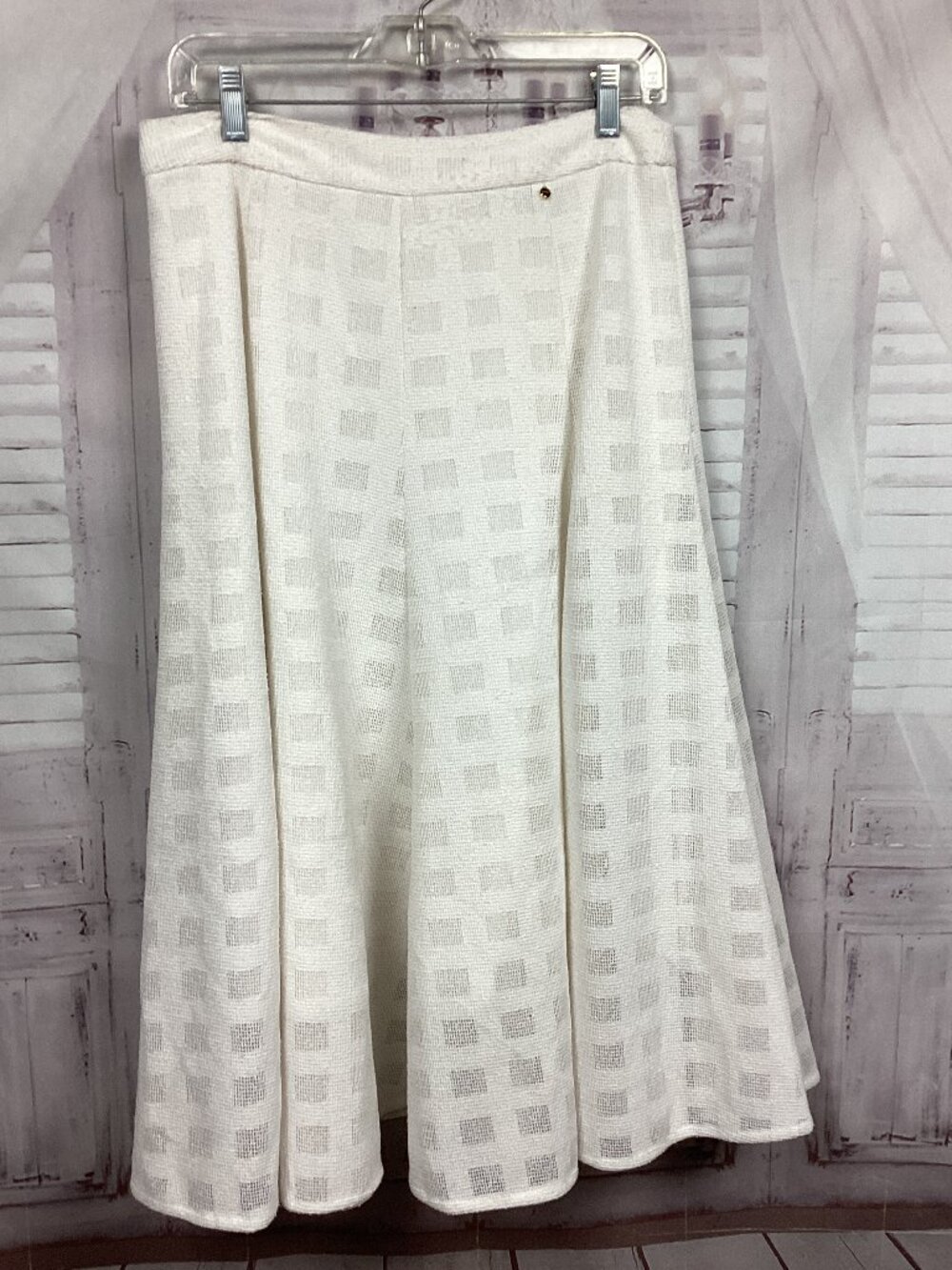 Harlyn White A line Midi Skirt M